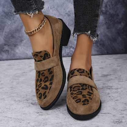 Lina | Elegant loafers with leopard accents and a heel