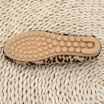Jaya | Soft leopard moccasins with a chic twist